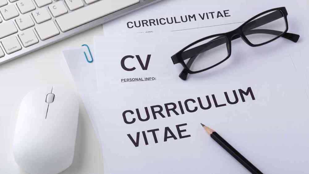 membuat CV di word