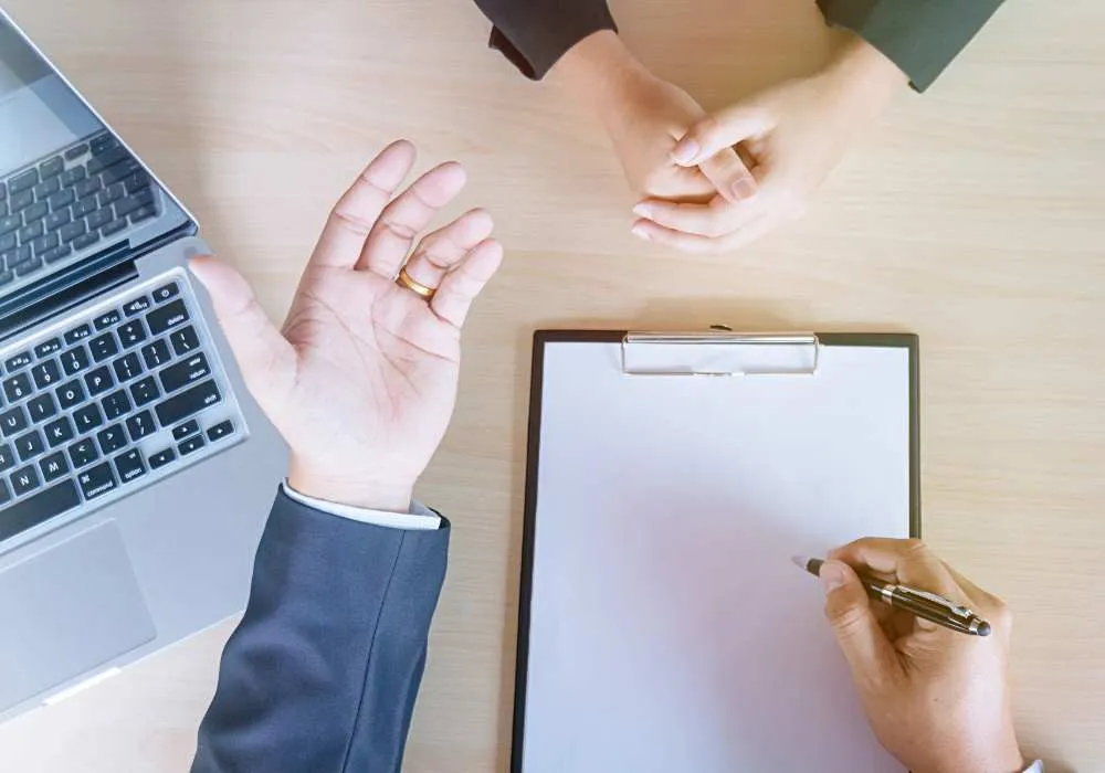 perbedaan interview HR dan user 5