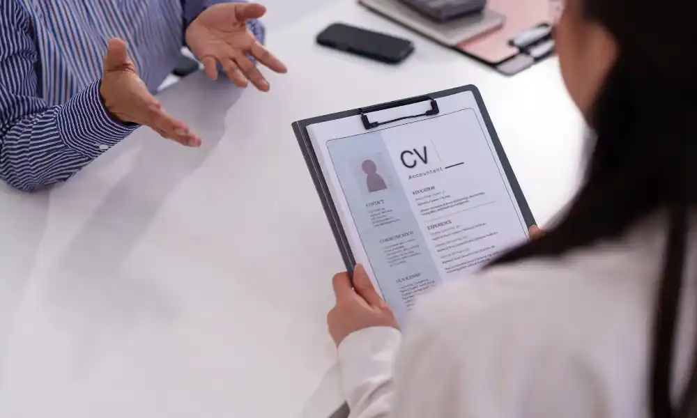 review CV