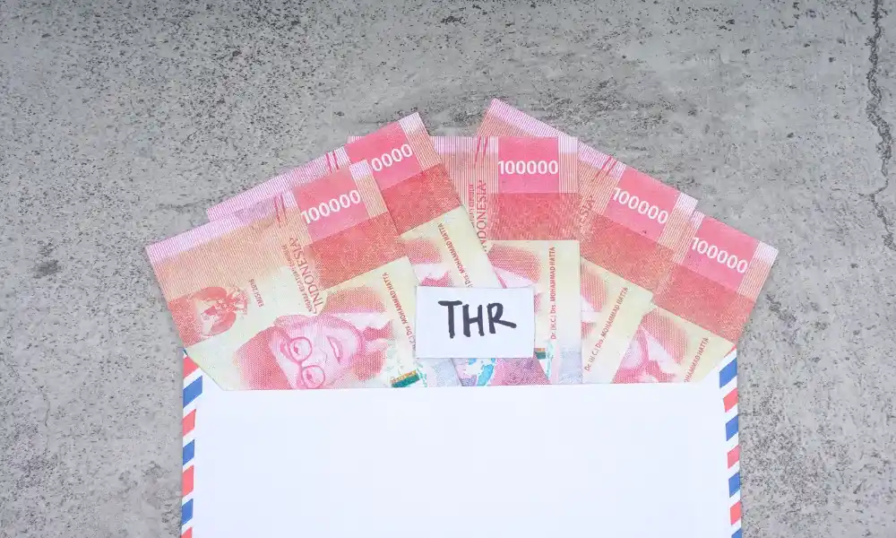 resign sebelum lebaran apakah dapat THR