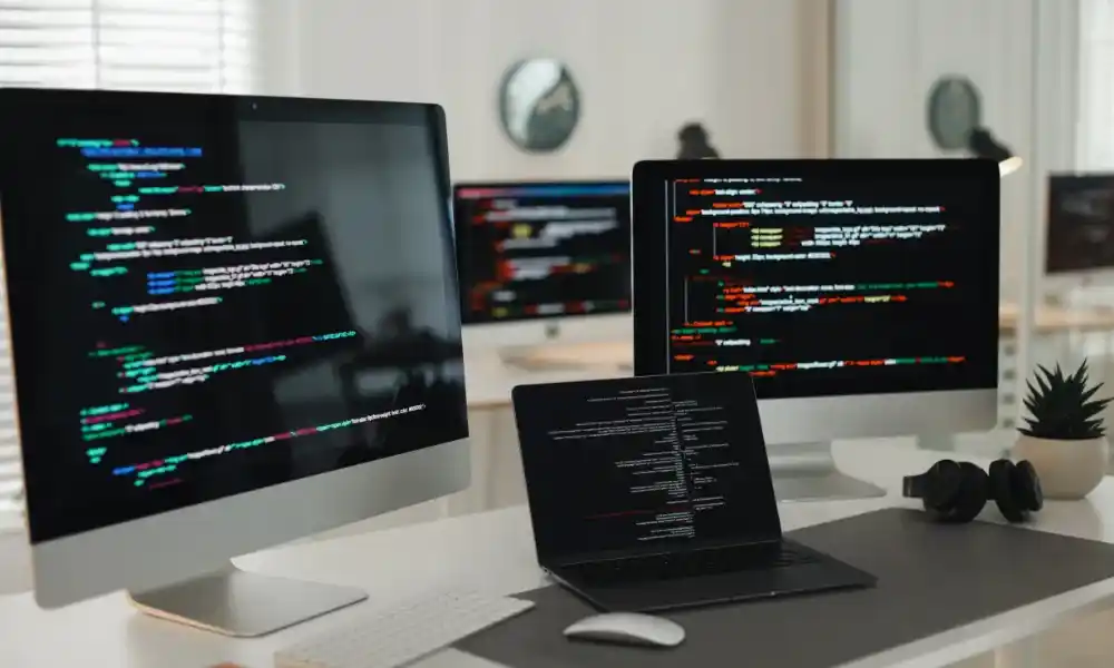 software konsolidasi dan backdate