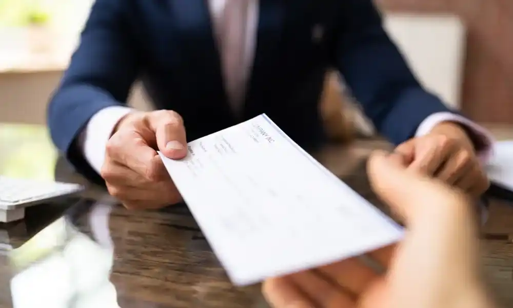 kompensasi karyawan kontrak