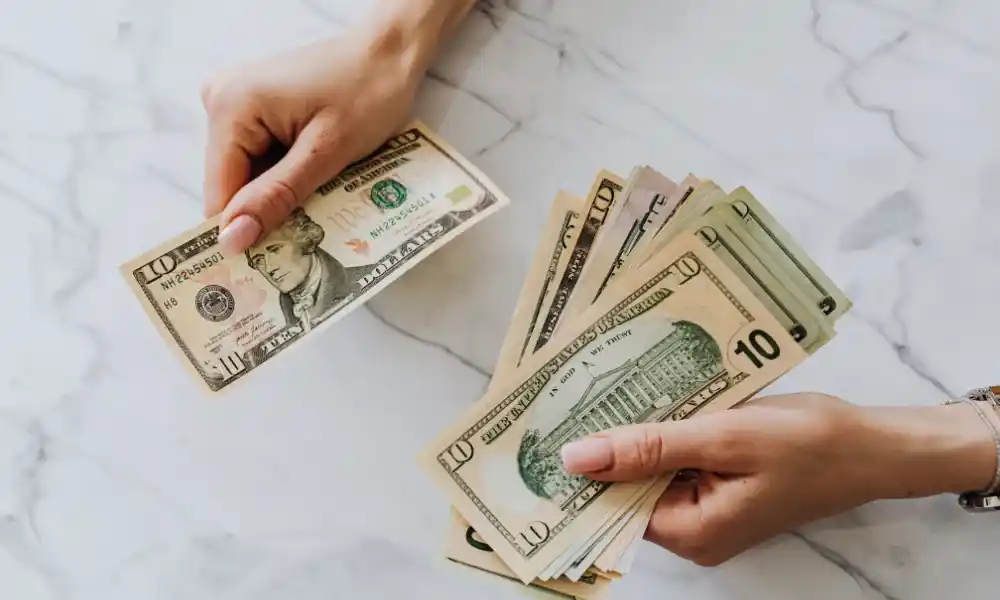 kompensasi karyawan kontrak