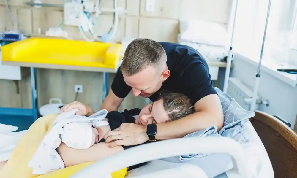 cuti istri melahirkan