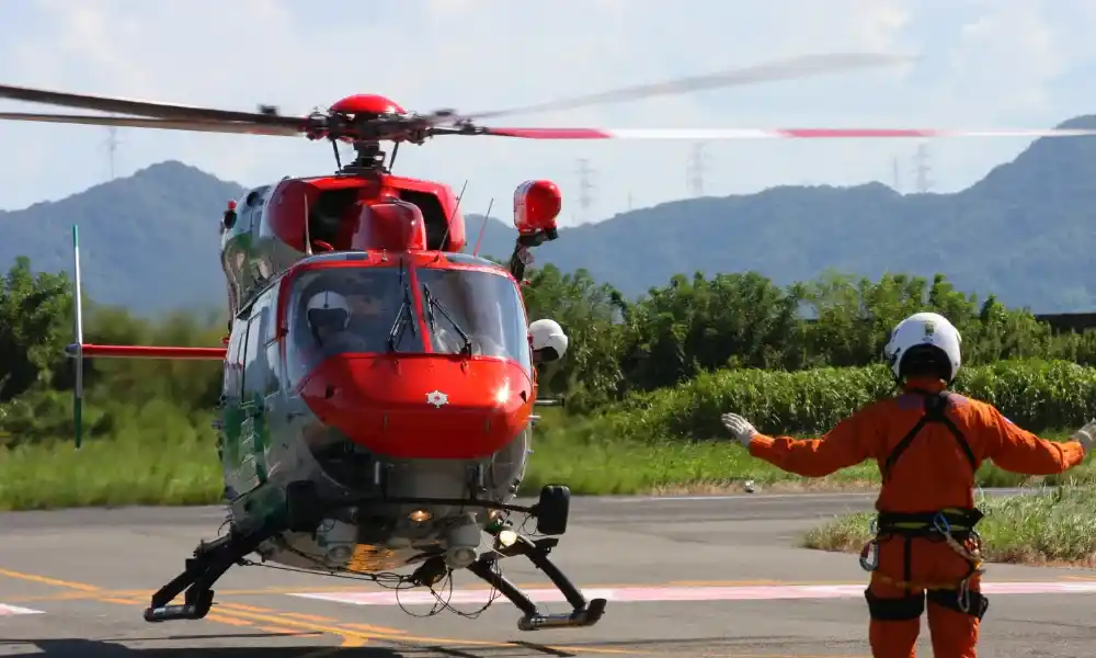 gaji tukang parkir pesawat