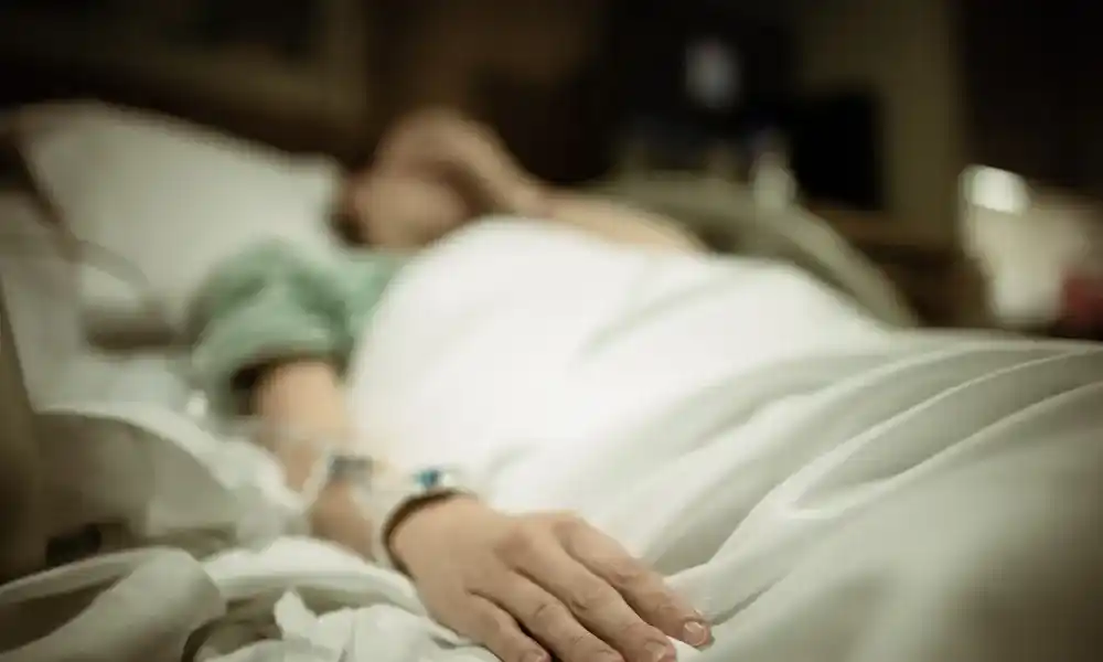 karyawan sakit berkepanjangan