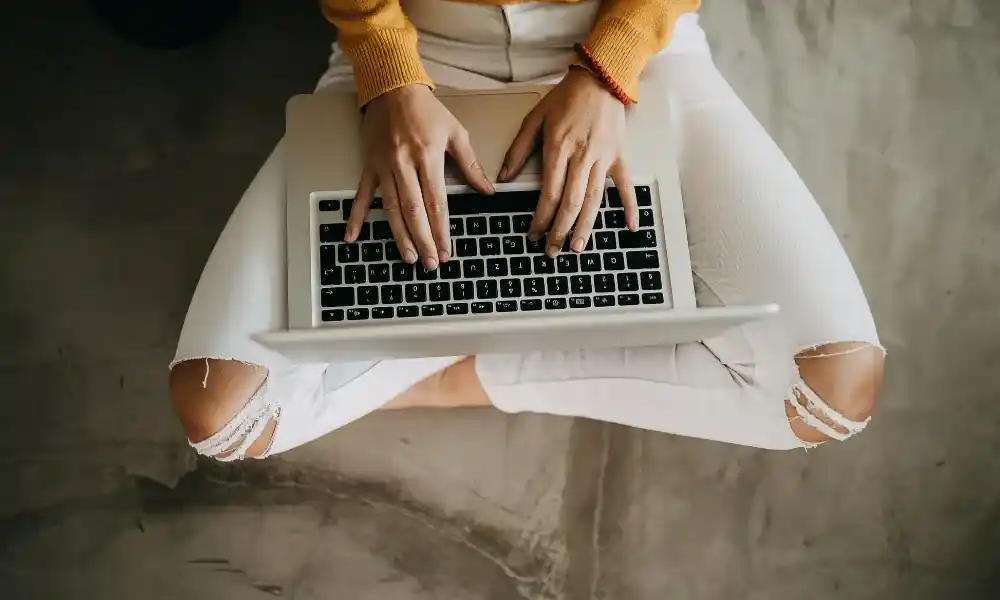 kontrak kerja freelance