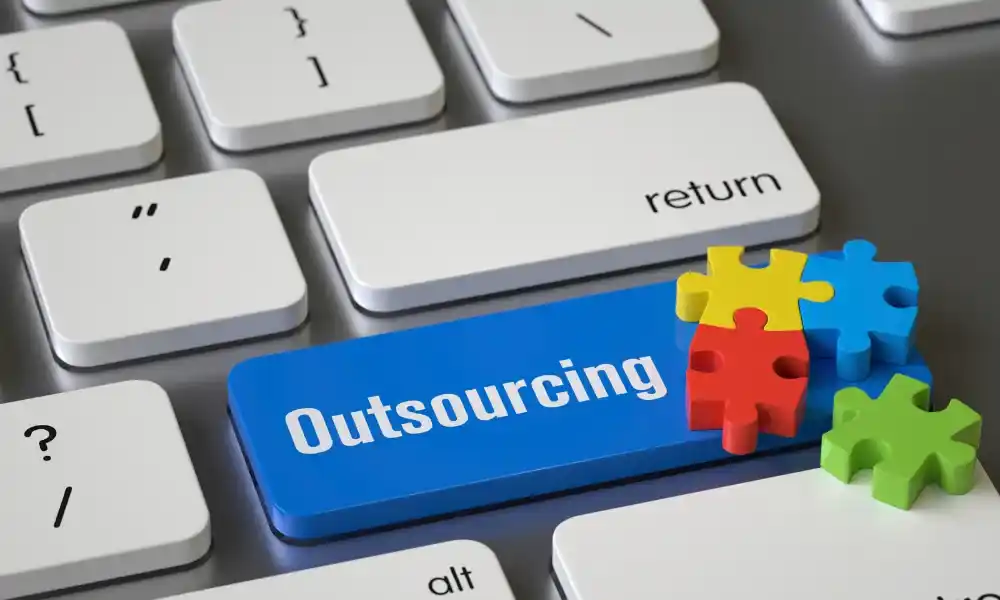 IT outsourching
