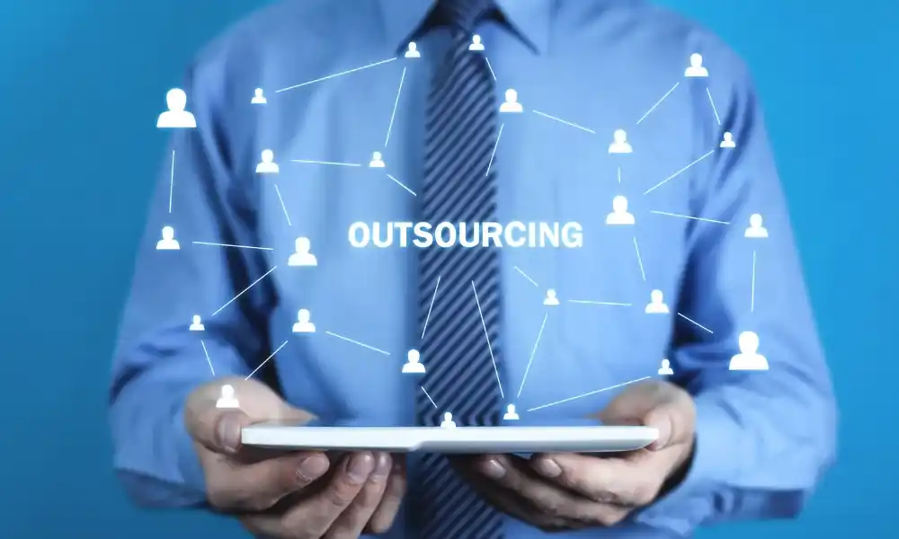 IT outsourching