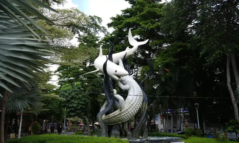 UMR Surabaya