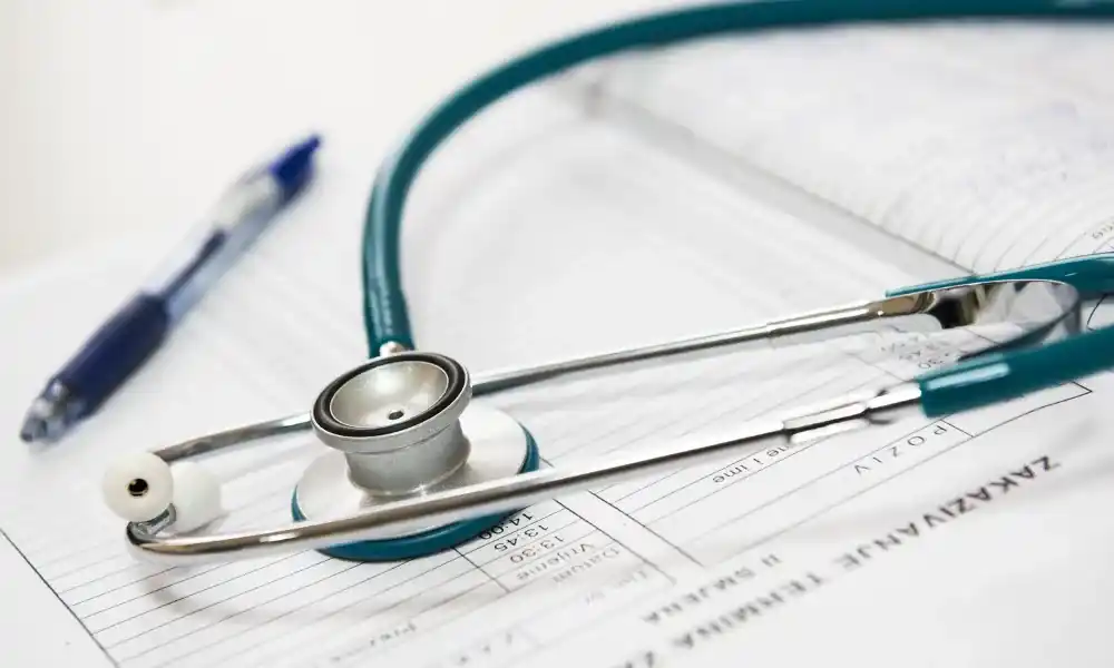 gaji dokter