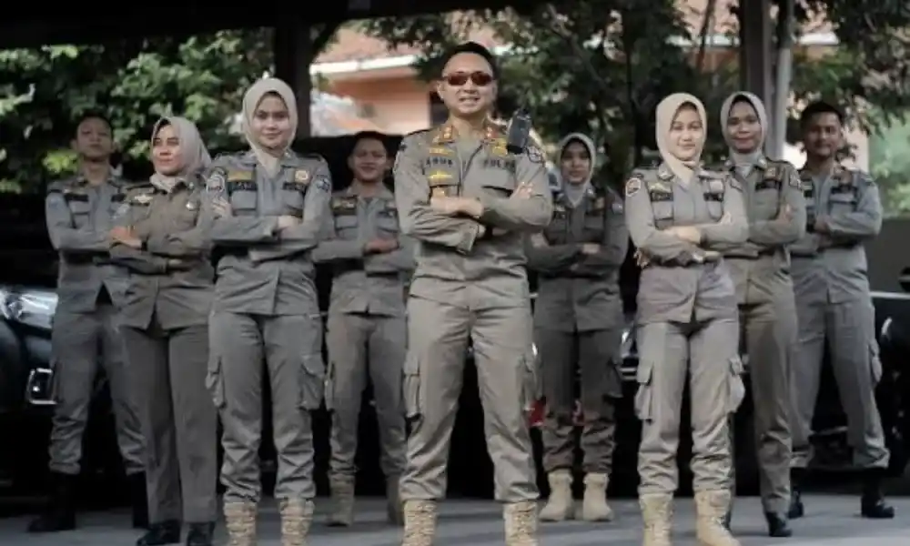 gaji satpol pp