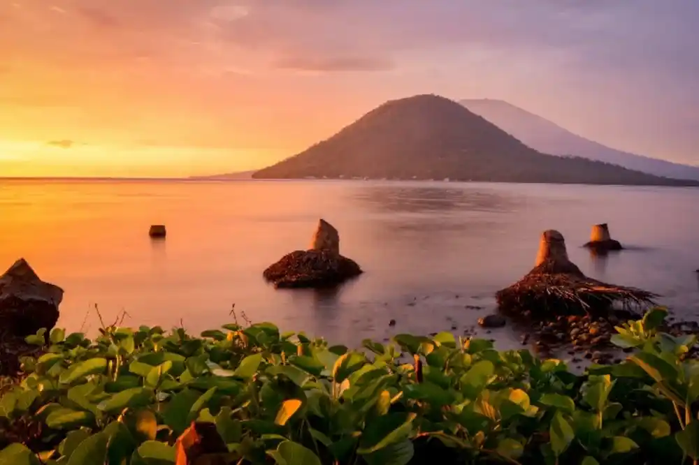 UMP Maluku Utara