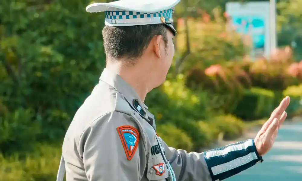 berapa gaji polisi