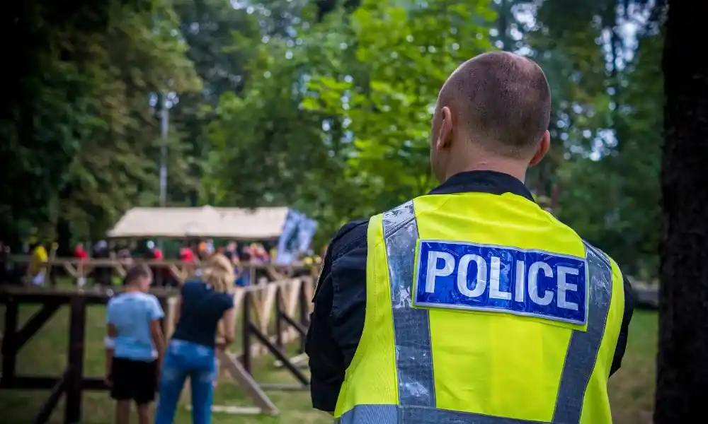 berapa gaji polisi