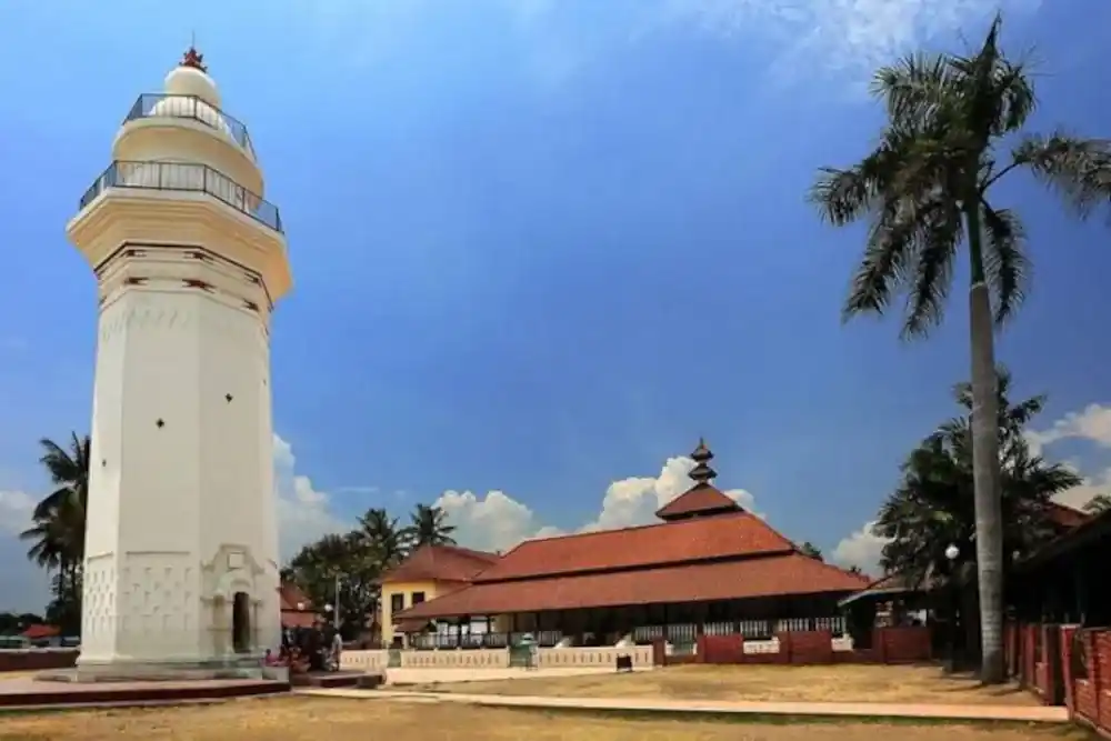 UMP Serang