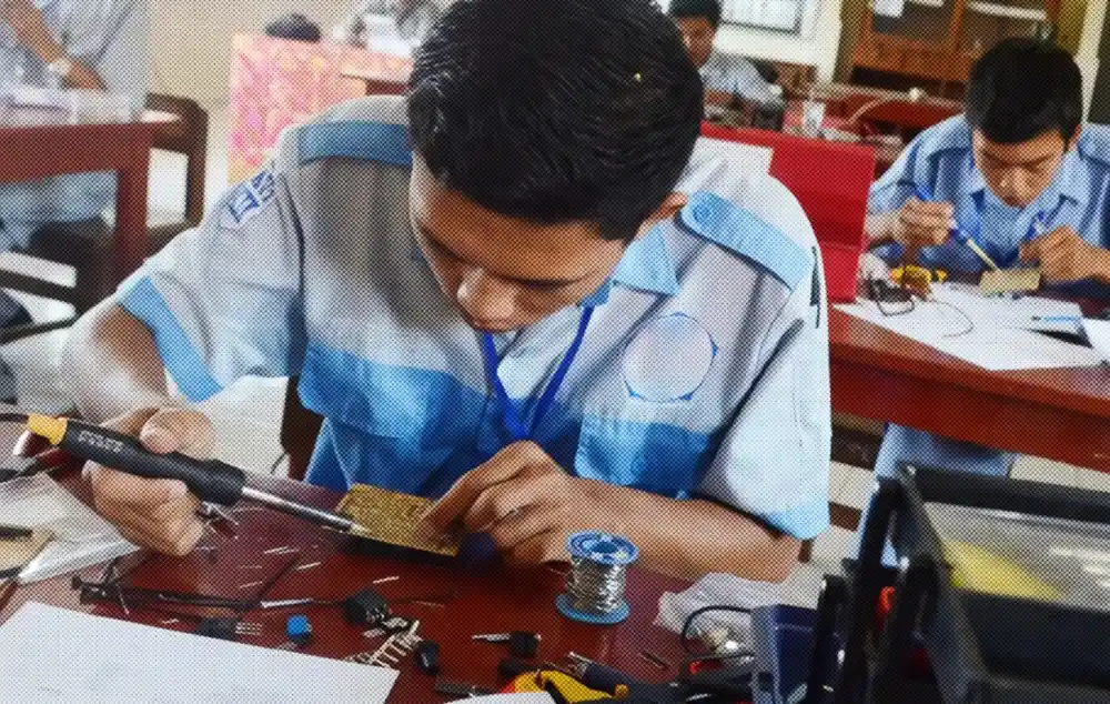 lulusan SMK kerja apa